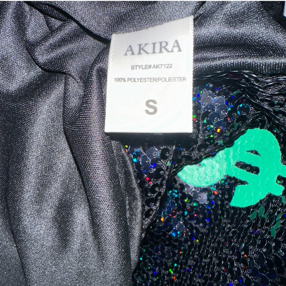 NWOT AKIRA SEQUIN BACK OPEN CROP TOP - Picture 3 of 5